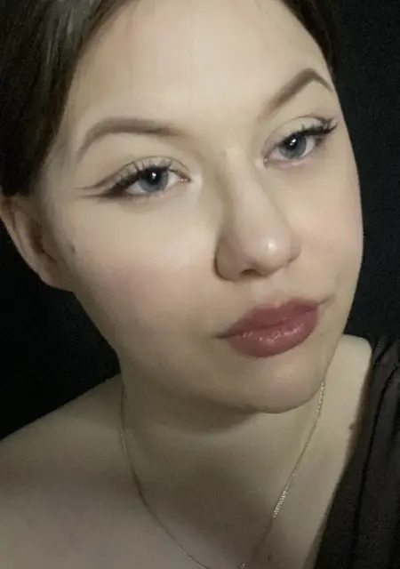 Я Алеся, 20, из Новокузнецка, ищу знакомства на одну ночь