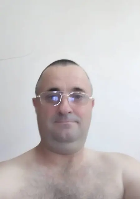 Евгений из Нальчика, мне 49, познакомлюсь для дружбы