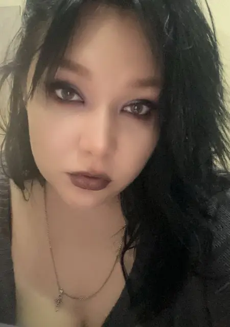 Я Яна, 26, из Тамбова, ищу знакомства на одну ночь