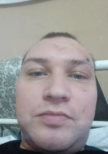 Денис из Уссурийска, мне 36, познакомлюсь на одну ночь