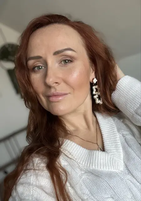 Я Celena, 39, знакомлюсь для постоянных отношений в Екатеринбурге