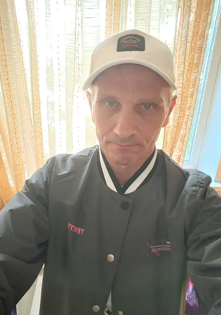 Я Alex, 53, из Омска, ищу знакомства без обязательств