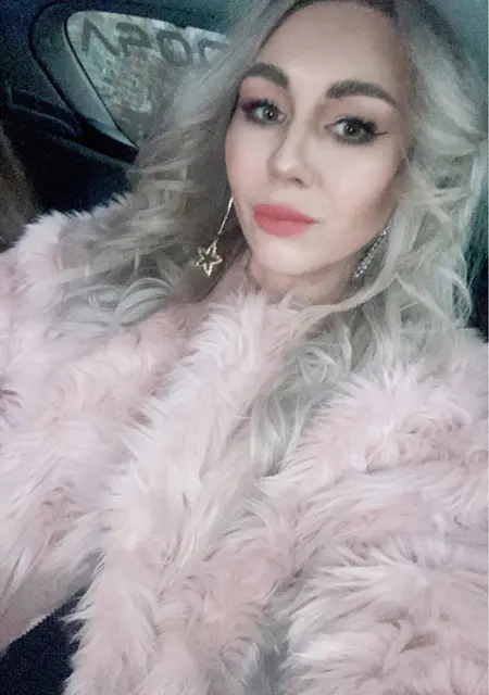 Я Марина, 40, знакомлюсь для дружбы в Уссурийске