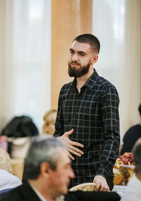 Я Влад, 26, из Армавира, ищу знакомства на одну ночь