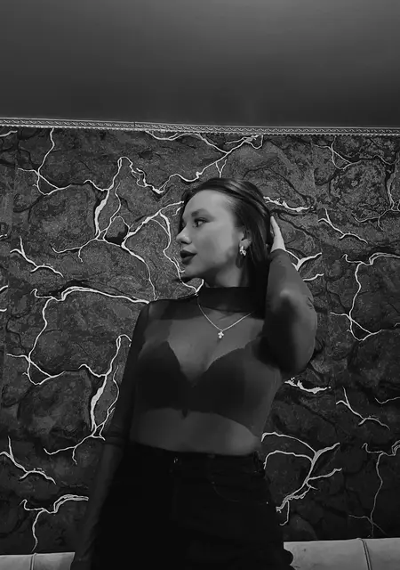 Я Полина, 18, из Челябинска, ищу знакомство для общения