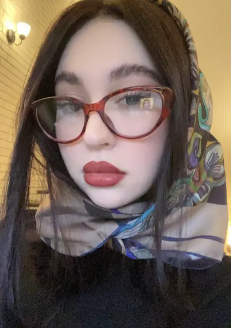 Я Настя, 20, знакомлюсь без обязательств в Москве