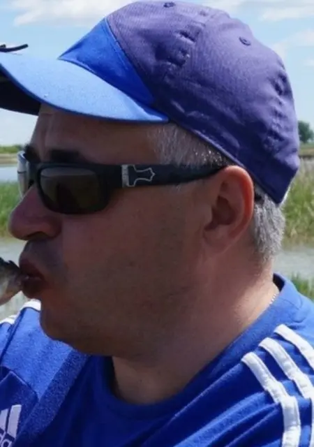 Я Сергей, 55, из Санкт-Петербурга, ищу знакомства без обязательств