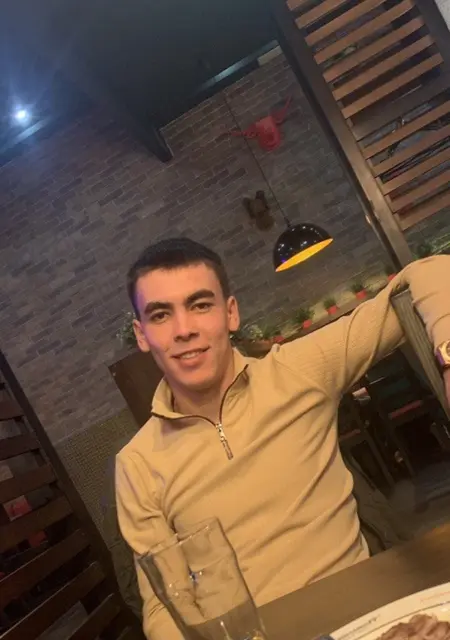 Андрей из Санкт-Петербурга, мне 24, познакомлюсь на одну ночь