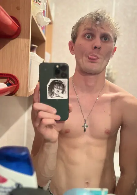 Я Evgeniy, 30, знакомлюсь для вирта в Новом Уренгое