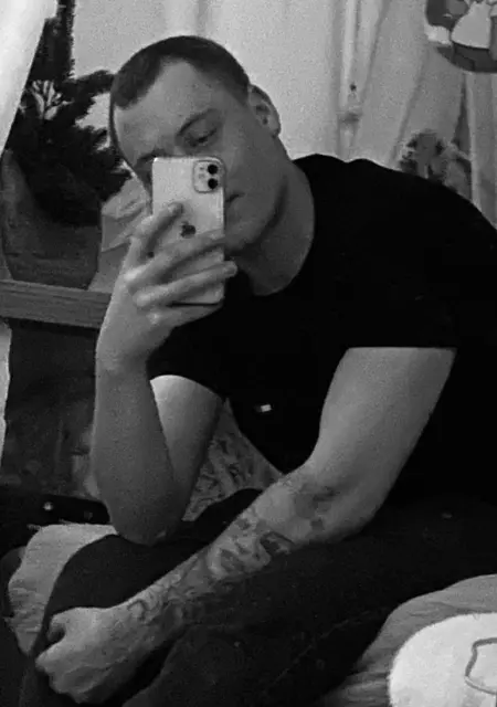 Я Artem, 25, из Норильска, ищу знакомство для постоянных отношений