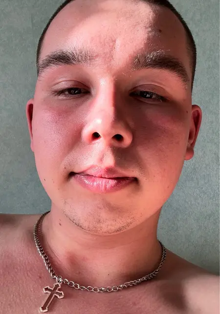 Вадим из Кировска, мне 22, познакомлюсь для общения