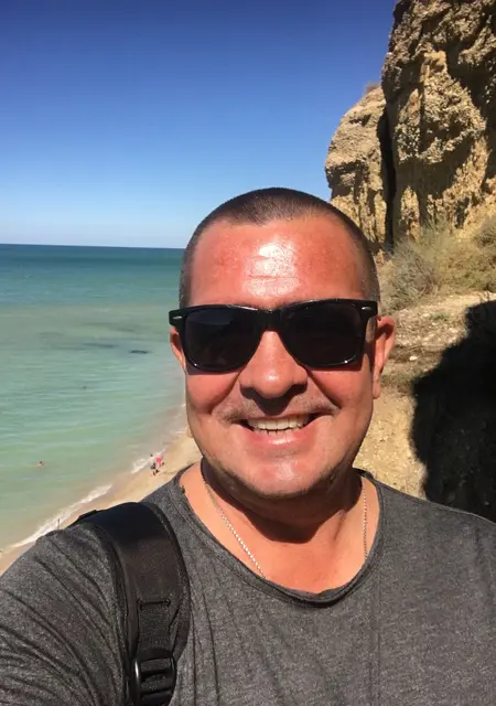 Rustem из Казани, мне 49, познакомлюсь для постоянных отношений
