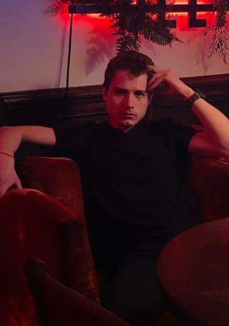 Александр из Ставрополя, мне 28, познакомлюсь для приятного времяпровождения