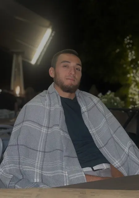 Я Murad, 25, знакомлюсь для открытые отношения в Пятигорске