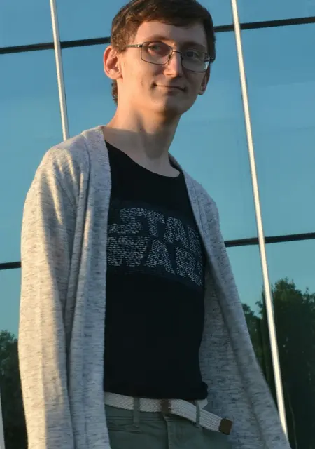 Я Анатолий, 30, знакомлюсь для совместных путешествий в Череповце