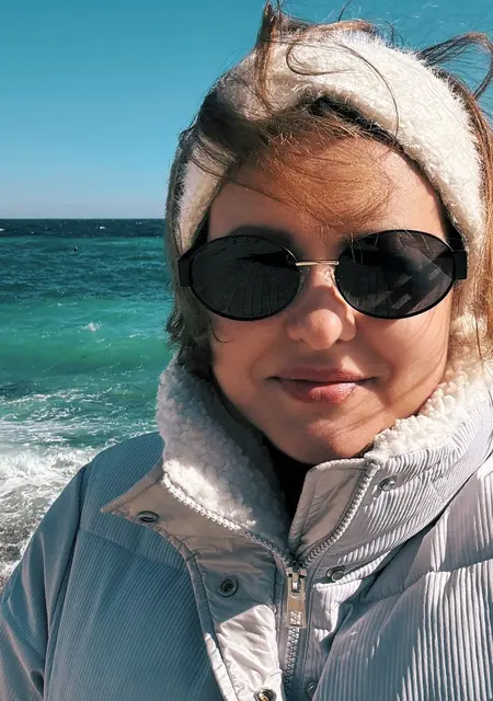 Я Мила, 41, знакомлюсь для открытые отношения в Симферополе