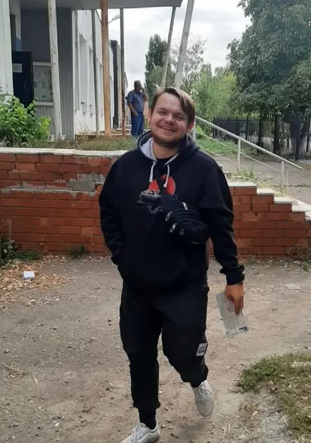 Я Егор, 23, знакомлюсь для постоянных отношений в Ершове