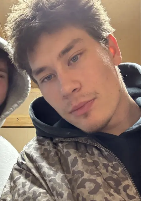 Марк из Читы, ищу на сайте знакомства на одну ночь