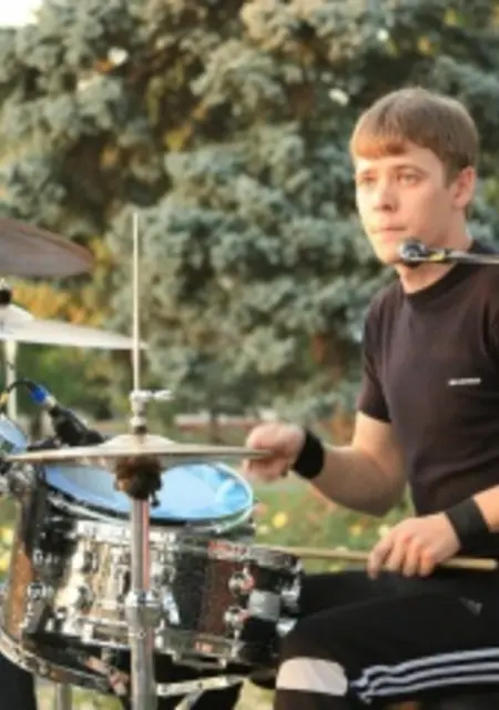 Максим из Майкопа, мне 25, познакомлюсь