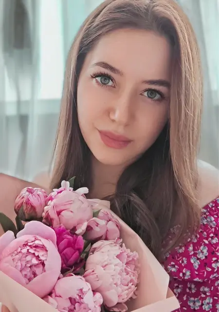 Алёна из Хабаровска, мне 25, познакомлюсь для общения