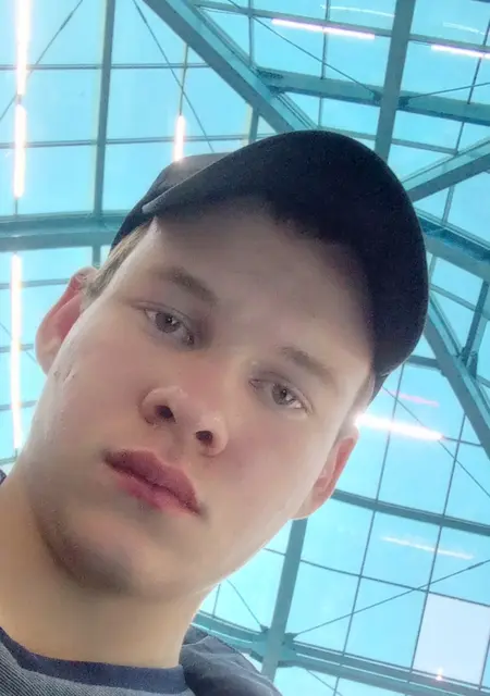 Егор из Нижнего Новгорода, ищу на сайте знакомства на одну ночь