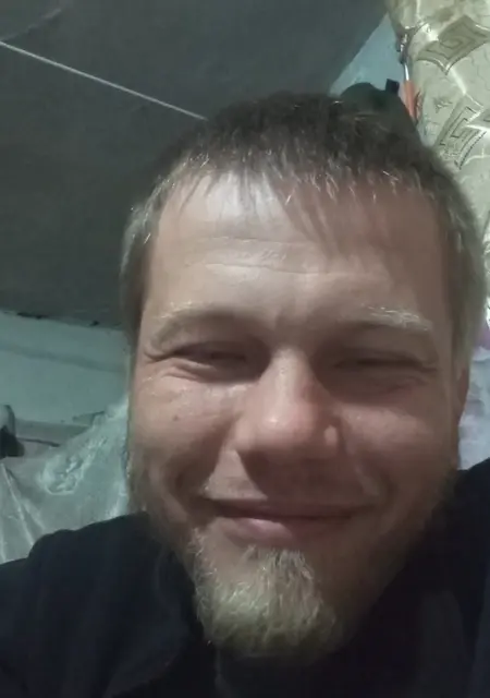 Я Сергей, 40, из Москвы, ищу знакомства без обязательств