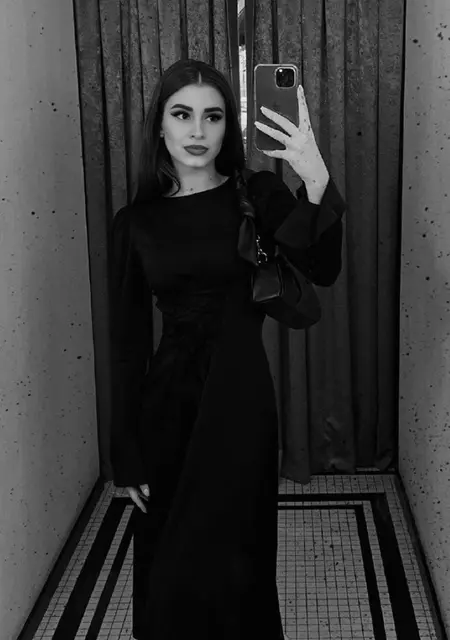Я Амина, 22, знакомлюсь на одну ночь в Санкт-Петербурге