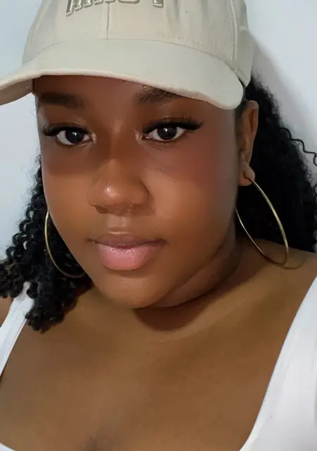 Я Margarita, 20, из Москвы, ищу знакомства без обязательств