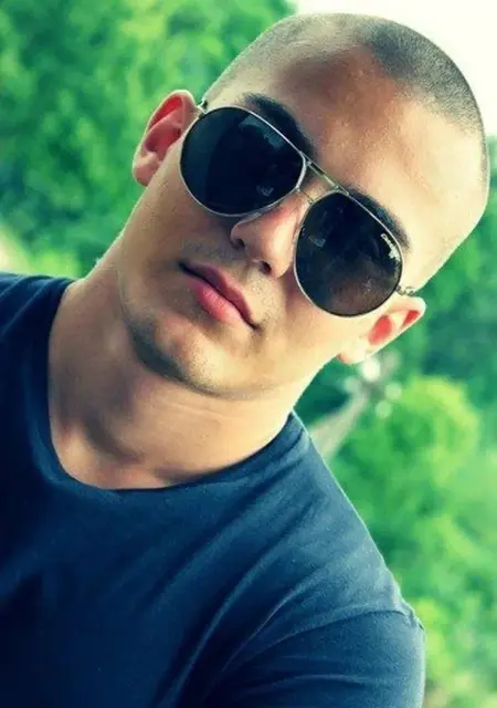 Роман из Кызыла, мне 32, познакомлюсь на одну ночь