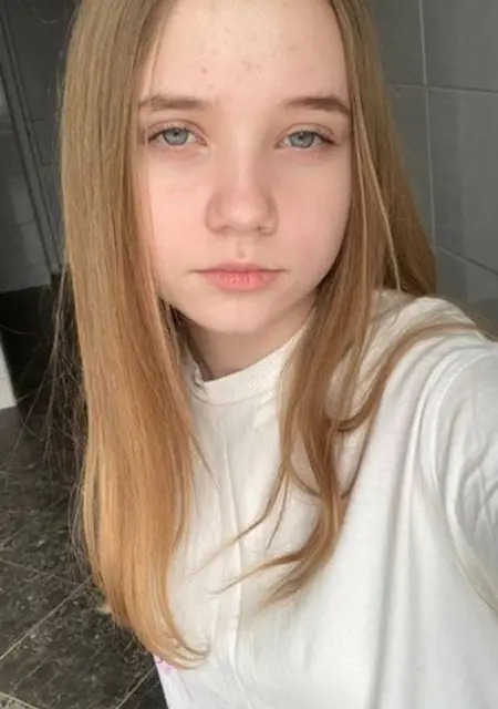 Я Катя, 27, знакомлюсь для постоянных отношений в Омске