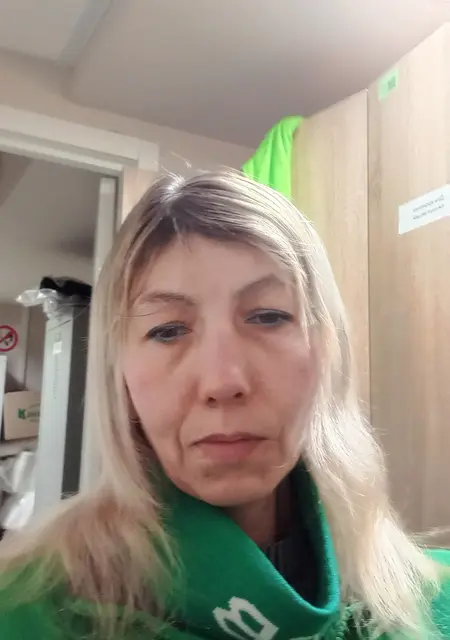 Я Елена, 40, из Санкт-Петербурга, ищу знакомство для общения