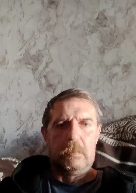 Я Влад, 55, знакомлюсь для открытые отношения в Ульяновске