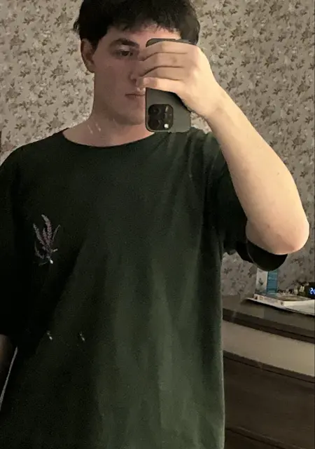 Я Миша, 19, знакомлюсь без обязательств в Белгороде