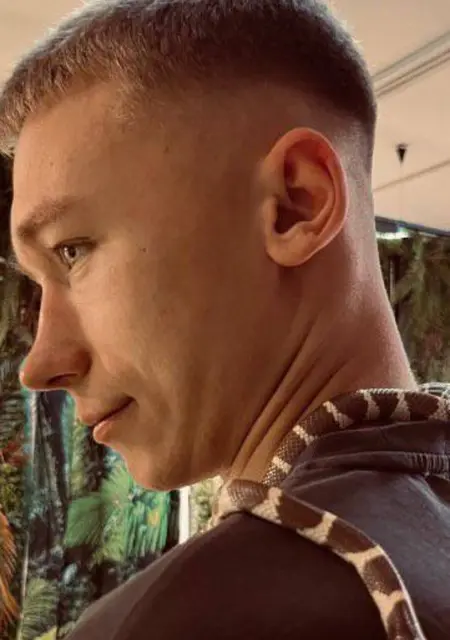 Я Александр, 23, знакомлюсь для дружбы в Самаре