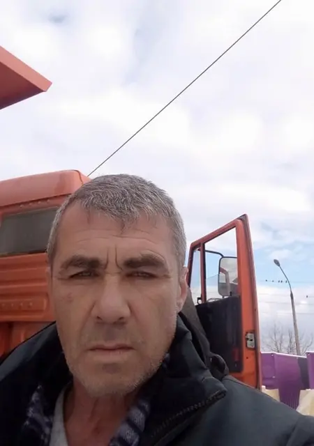 Влад из Казани, ищу на сайте знакомства без обязательств