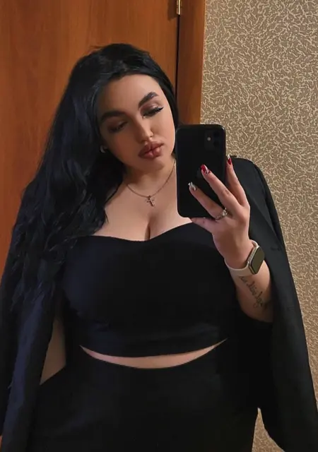 Я Анджелина, 24, из Новороссийска, ищу знакомства без обязательств