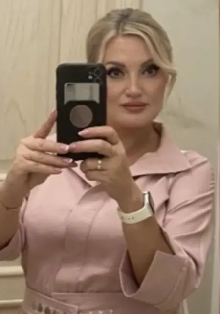 Ирина из Казани, мне 47, познакомлюсь для постоянных отношений