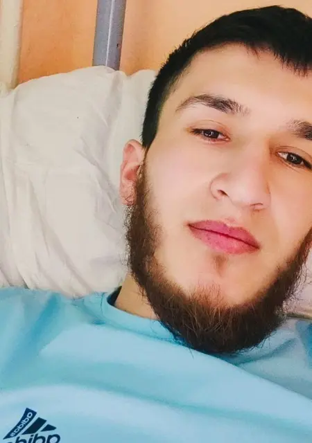 Я Захар, 27, из Пушкина, ищу знакомства на одну ночь