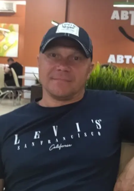 Я Алексей, 47, знакомлюсь для открытые отношения в Петрозаводске