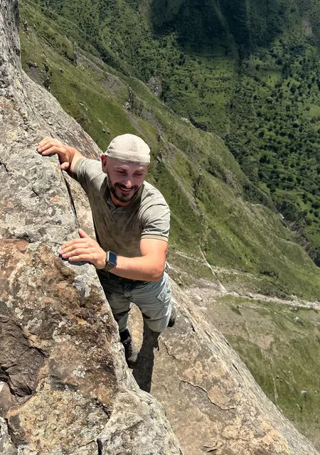 Заур из Махачкалы, ищу на сайте знакомства на одну ночь