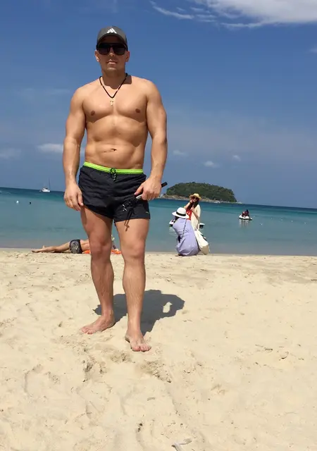 Я Александр, 43, из Анапы, ищу знакомства без обязательств