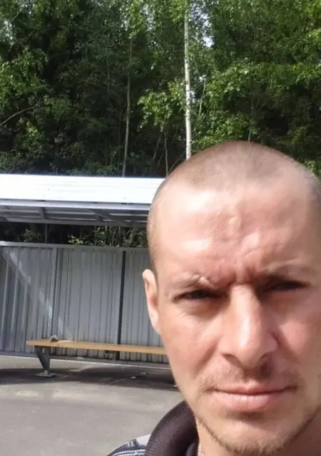 Я Олег, 34, знакомлюсь без обязательств в Котласе