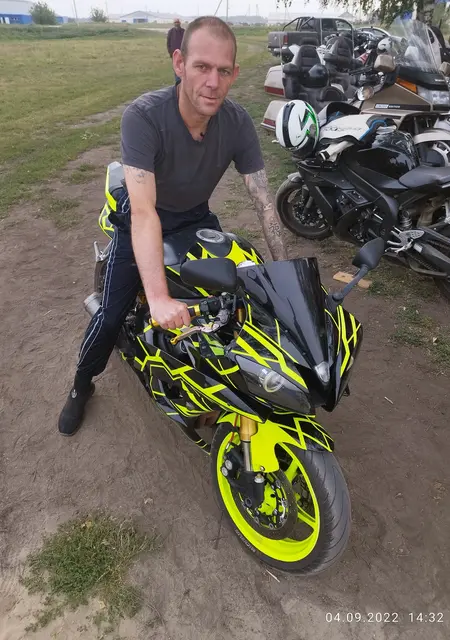 Dmitriy из Рузаевки, ищу на сайте знакомства без обязательств