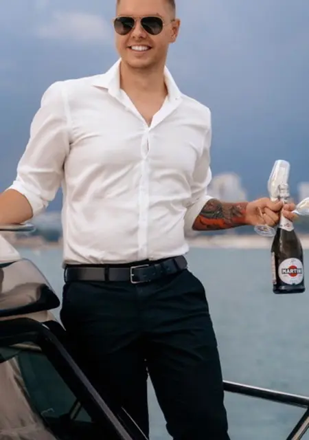 Андрей из Нижнего Тагила, мне 32, познакомлюсь для общения