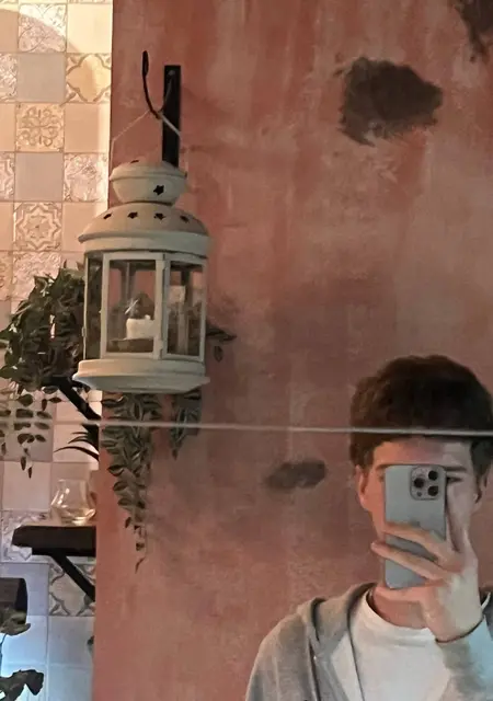 Рома из Самары, мне 18, познакомлюсь без обязательств