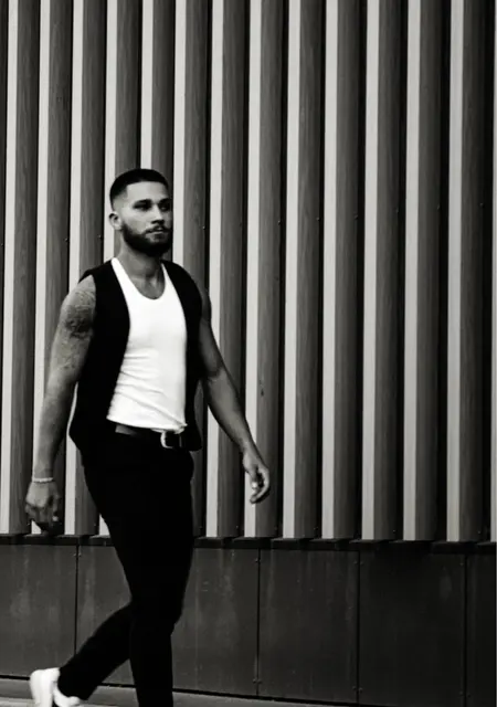 Я Вячеслав, 28, из Пскова, ищу знакомство для общения