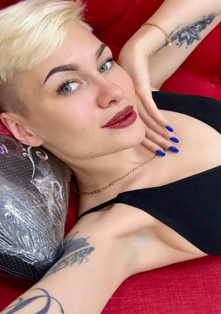 Я Valeria, 25, знакомлюсь для общения в Красноярске