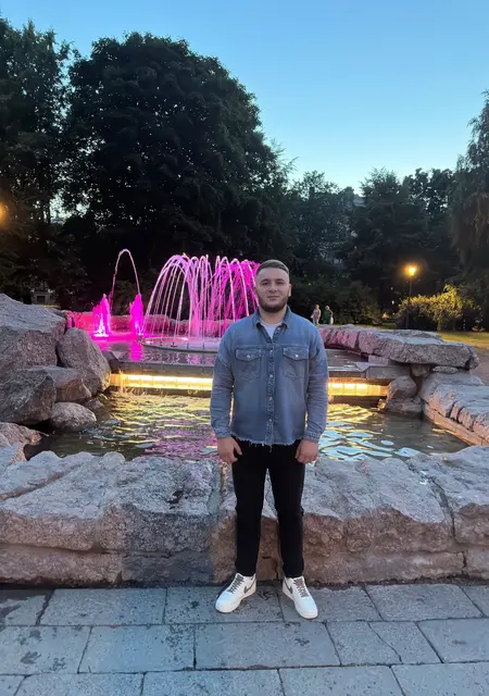 Павел из Выборга, ищу на сайте знакомства без обязательств