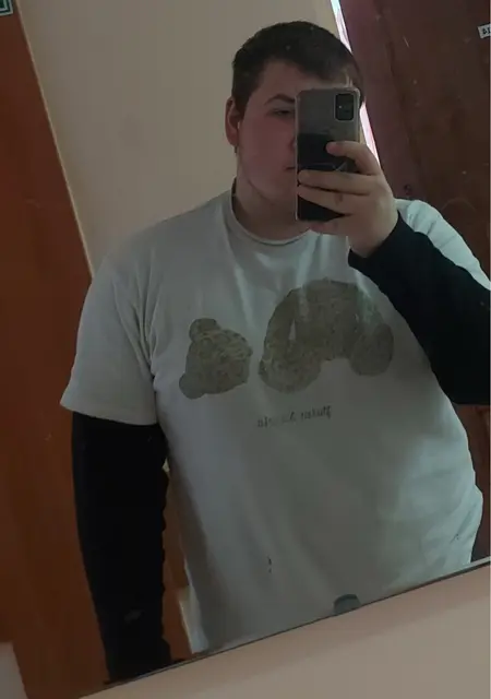 Даниил из Москвы, мне 18, познакомлюсь для постоянных отношений