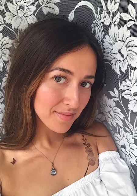 Я Илона, 28, знакомлюсь без обязательств в Перми